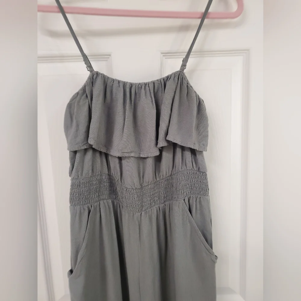American Eagle‎ Olive Jumpsuit - Picture 3 of 5